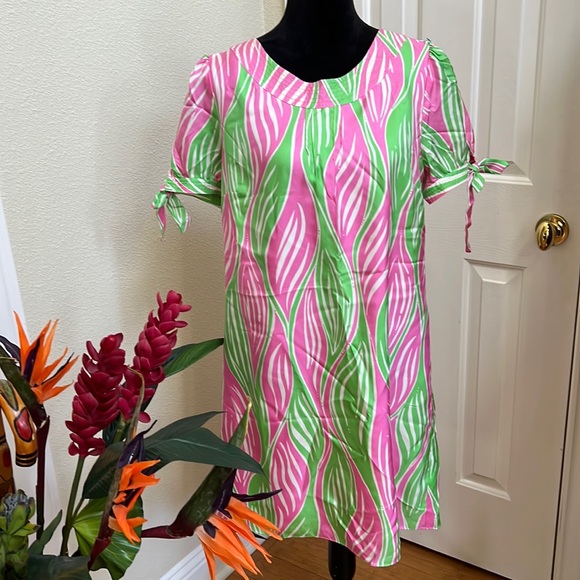 Lilly Pulitzer Dresses & Skirts - SOLD.  Lilly Pulitzer Dasha Dress silk tailwind size 12